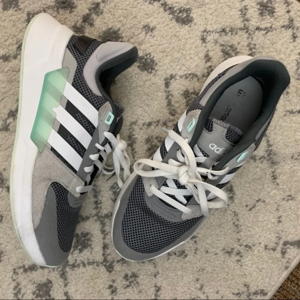 Adidas Cloud Foam Sneakers - Picture 1 of 2